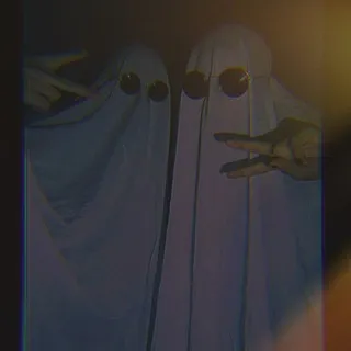 🤍🖤 𝔸𝕕𝕠𝕝𝕖𝕔𝕖𝕟𝕥𝕖𝕤🖤🤍