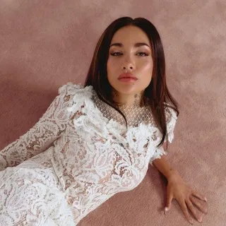 Maria Becerra Media ☁️ QUIMERA HASTA QUE ME ENAMORO 7 VIDAS RAMEN PARA DOS CORAZÓN VACÍO JOJO ROMÁNTICA QUÉ GANAS DE COMERTE