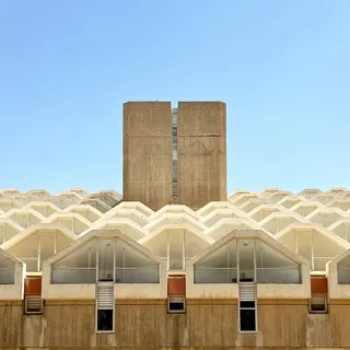 В тисках брутализма