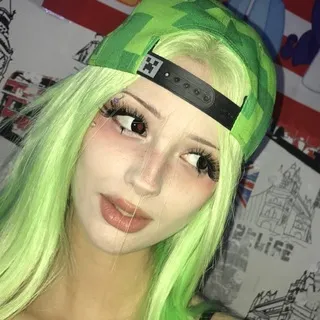 christinaleks