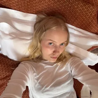 Юля и Антресоль