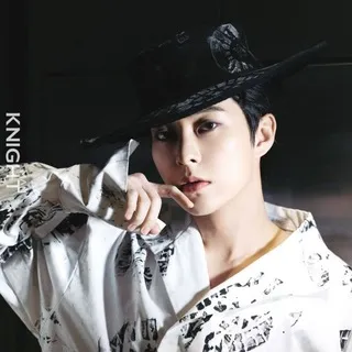 ౿｡° xiumin ˢʰᵒᵒᵐʸ`