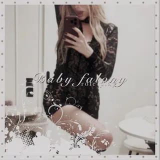 𝑭𝑨𝑳𝑶𝑵𝒀ᶠᵃᵐ[closed]