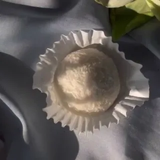 Crystal mochi