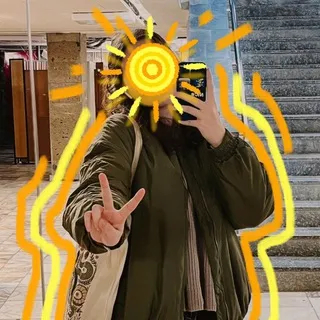 Луч на подоконнике ☀️