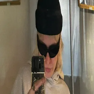 ш ш