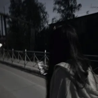 𝑩𝒍𝒂𝒄𝒌 𝒃𝒂𝒏𝒅𝒂𝒈𝒆𝒔.—