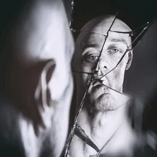 @_𝘛𝘩𝘦 𝘓𝘪𝘨𝘩𝘵 | 𝘒𝘞𝘊