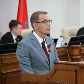 Депутат Молотов