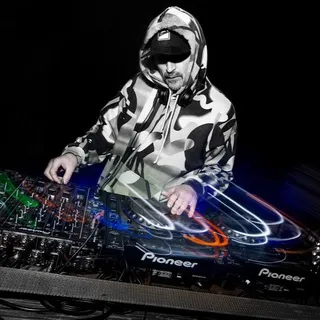 DJ POISON @fofanmisha