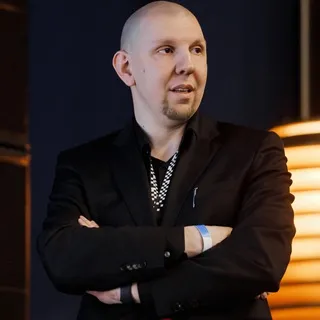 23derevo (18+)