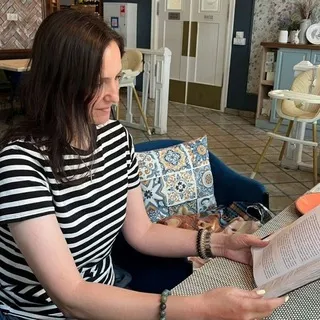 Читаем с Юлей📚