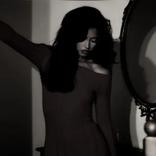 𝒲𝒾𝓉𝒽 𝓁ℴ𝓋ℯ, 𝒢𝓇ℴ𝓂ℴ𝓋𝒶
