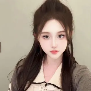 依诺👗圈圈