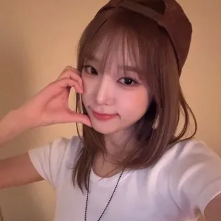 愛 、ángel yena