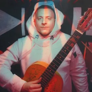 M()eSTRo