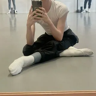 Лео