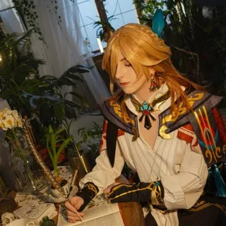 Elwesii Cosplay